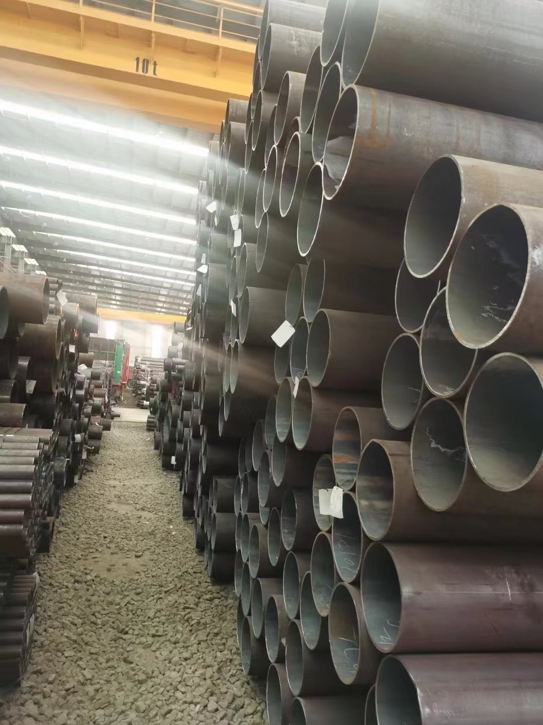 10# 20# 35# 45# black carbon steel pipe factory price