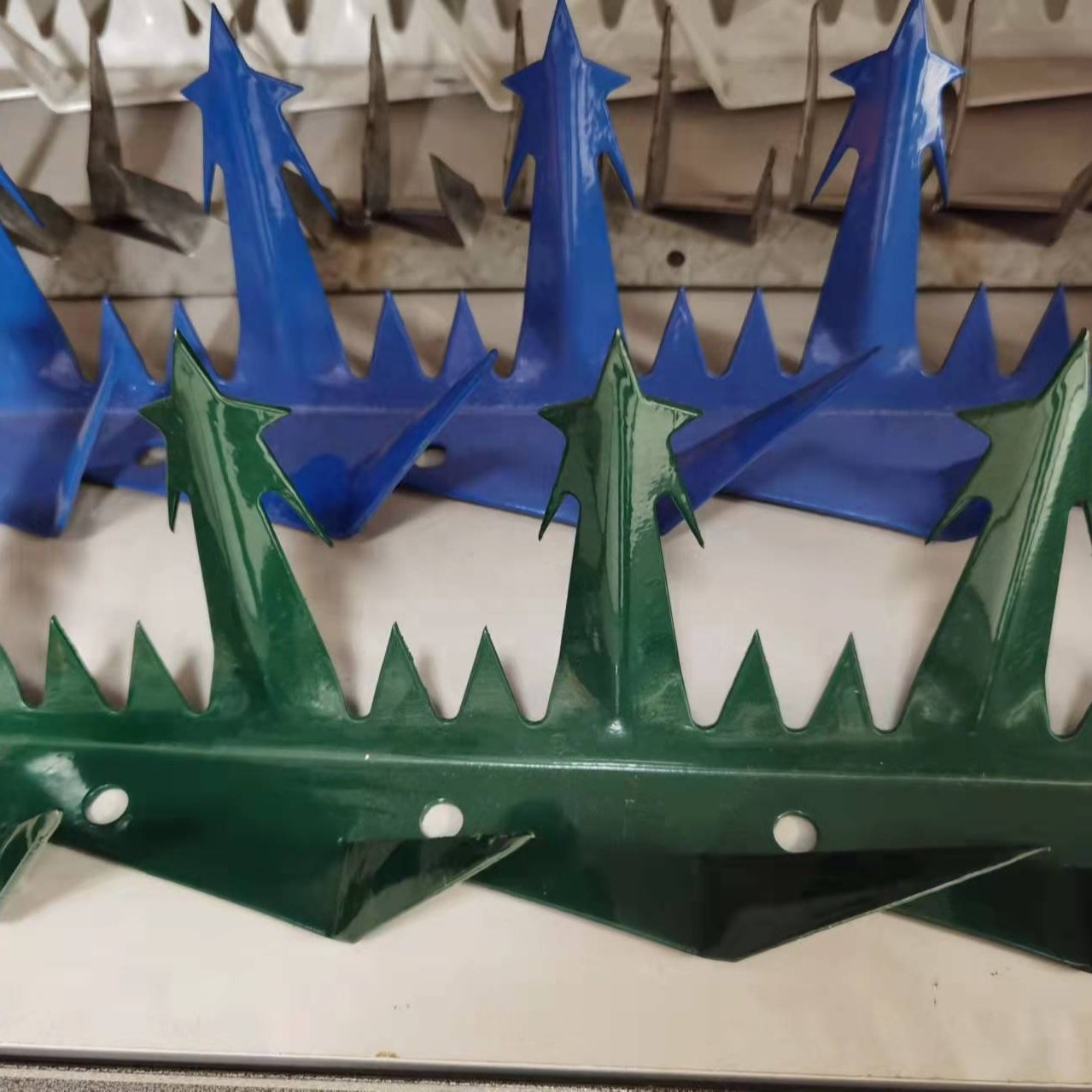 hot sale anti climb fence security spikes