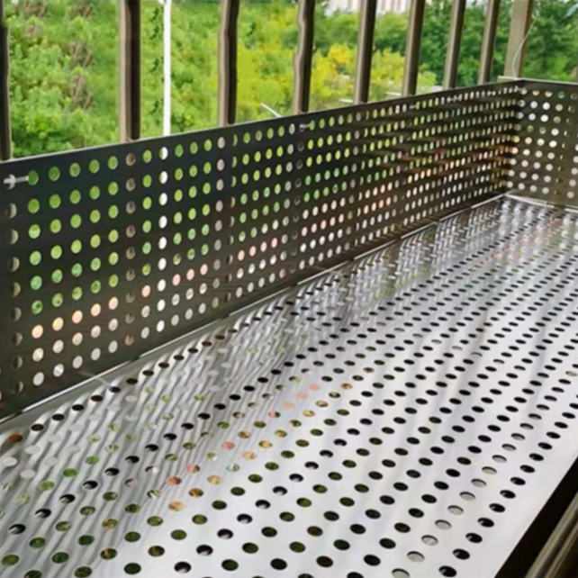 Round Hole Size 0.5 mm perforated metal for ceiling Customized Stainless Steel aluminum Galvanized perforated metal