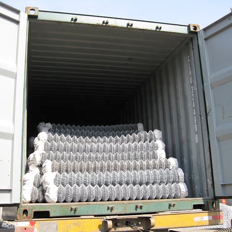 Manufacturer Best Price Diamond Cyclone Wire Fence Diamond Iron Wire Mesh Iron Wire Mesh For Construction For Construction