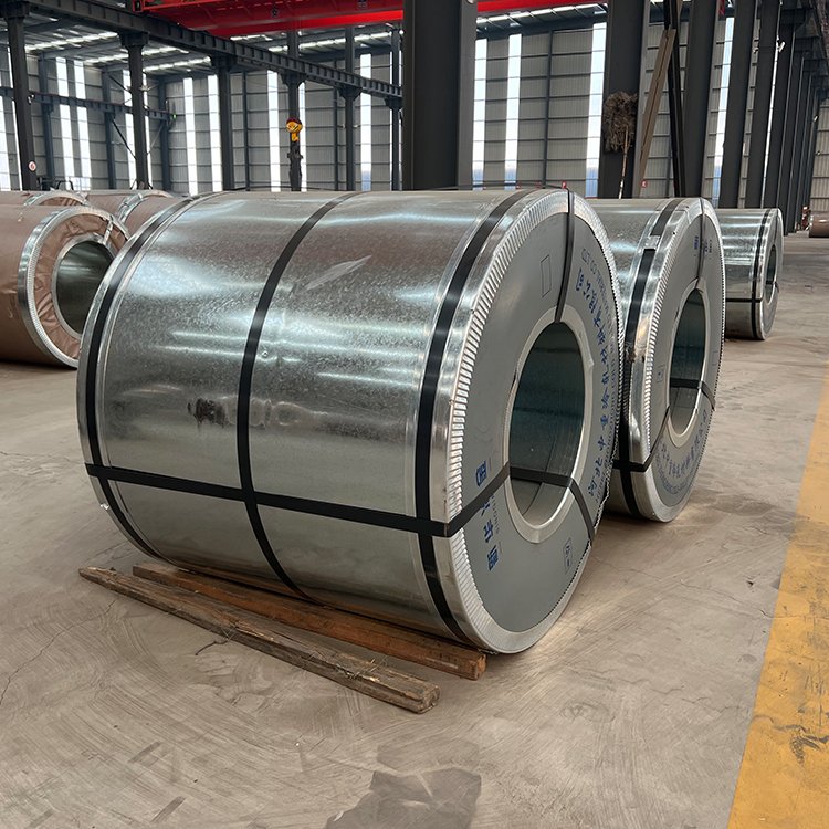 Regular spangle 24 gauge DX51d z275 metal corrugated roofing galvanized steel sheet coil galvalume steel coil for sale