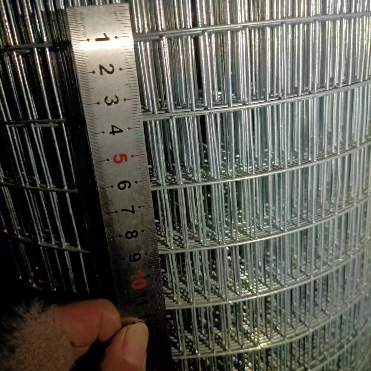 Factory Wholesale 304 Stainless Steel Welded Wire Mesh Construction Rodent-Proof Plastered Breeding Net Punching Processing