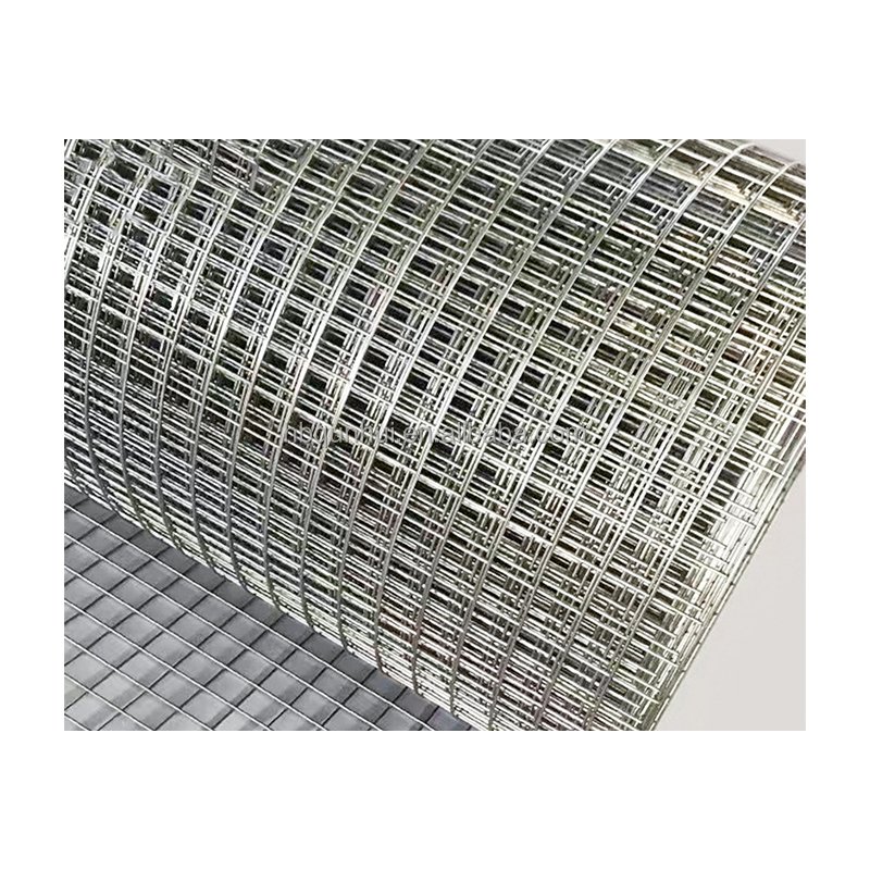 Square Chicken Cage Welded Steel Wire Mesh Roll Galvanised Wire Netting For Livestock Fence
