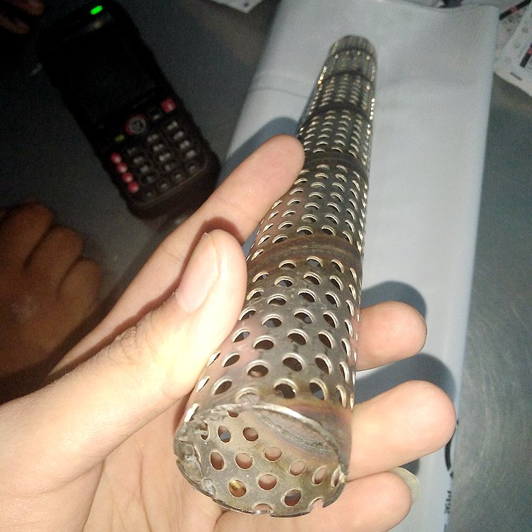 Welded Micro Porous Round Hole Mesh Filter Tubes Sand Control Screen Filters Exhaust 316 Perforated Tube