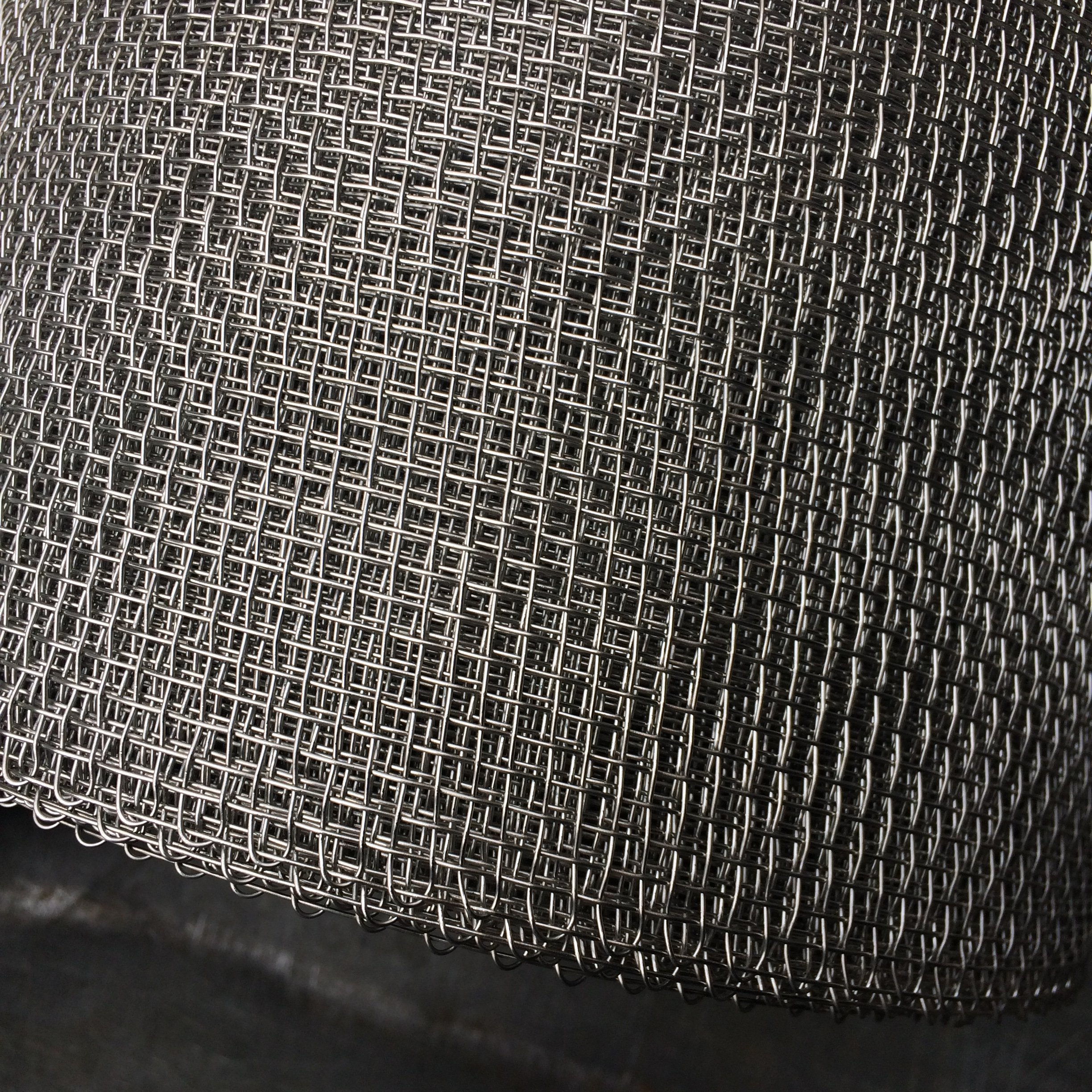 Stainless Steel Crimped Wire Mesh Woven with Plain Weave Technique for Screen Application Custom Cutting Bending Processing