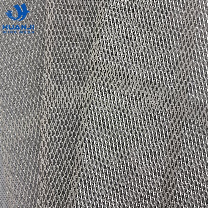 0.2 0.4 0.5 0.6mm Microporous Steel Plate Mesh Spray Pickling Metal Steel For Protection Filter Expanded Wire Mesh
