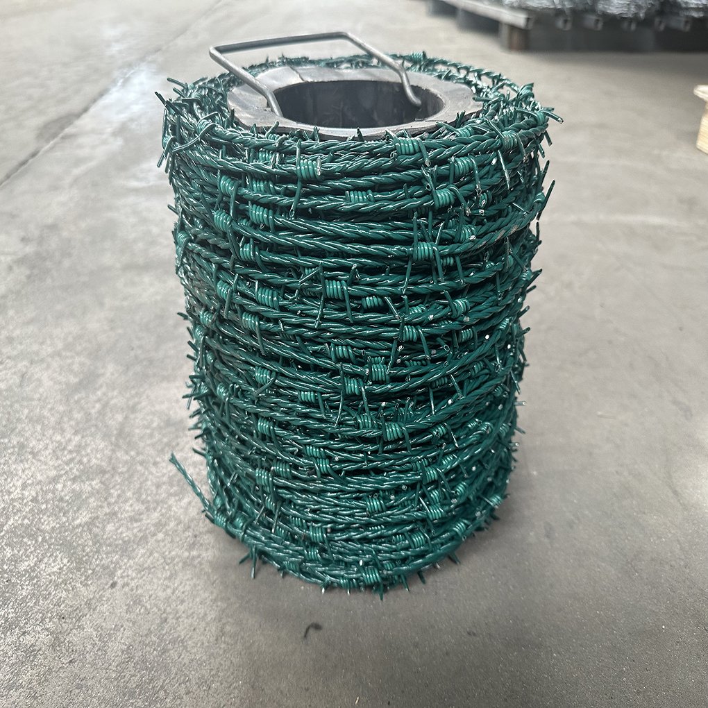 Razor barbed wire price galvanized barbed wire topped used on farm fence or chain link fence