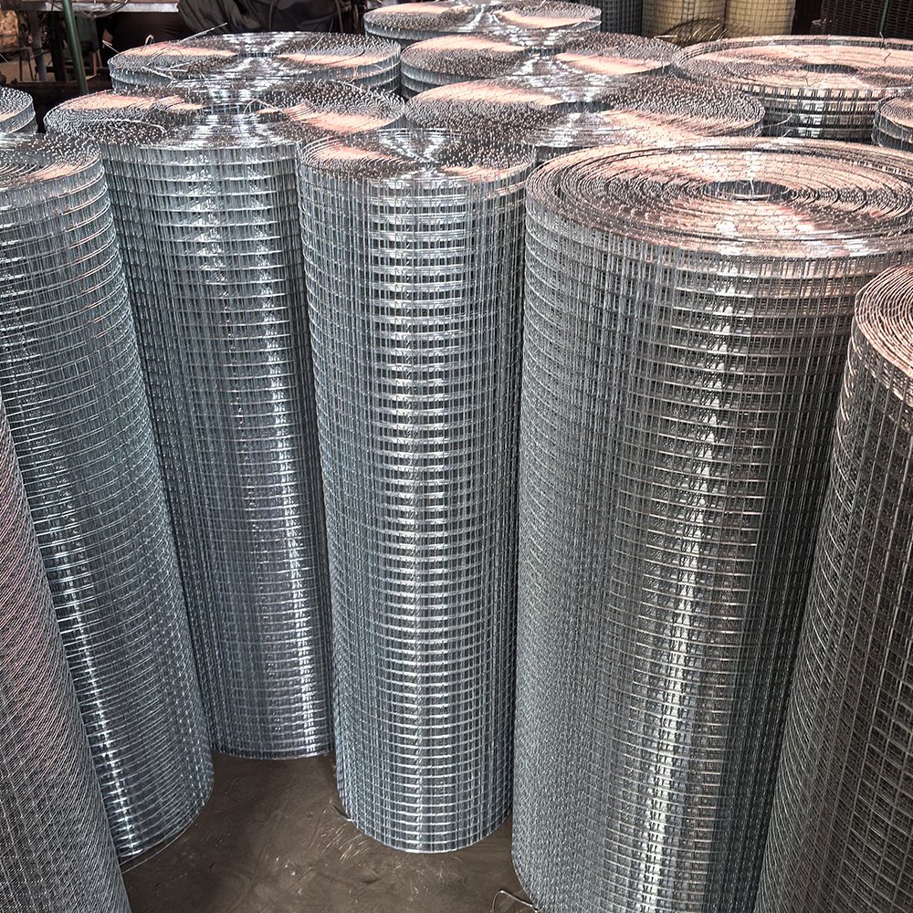 Hot Selling Galvanized Welded Wire Mesh Rabbit Chicken Sheep Fence Stainless Steel Welded Wire Mesh