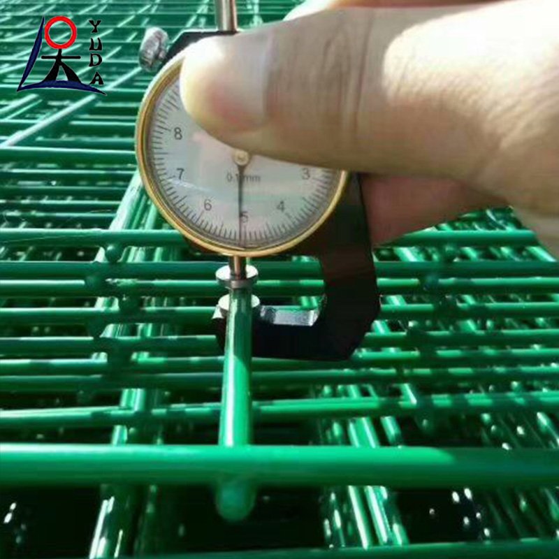Cheap price custom 6 gauge galvanized welded wire mesh fence panels