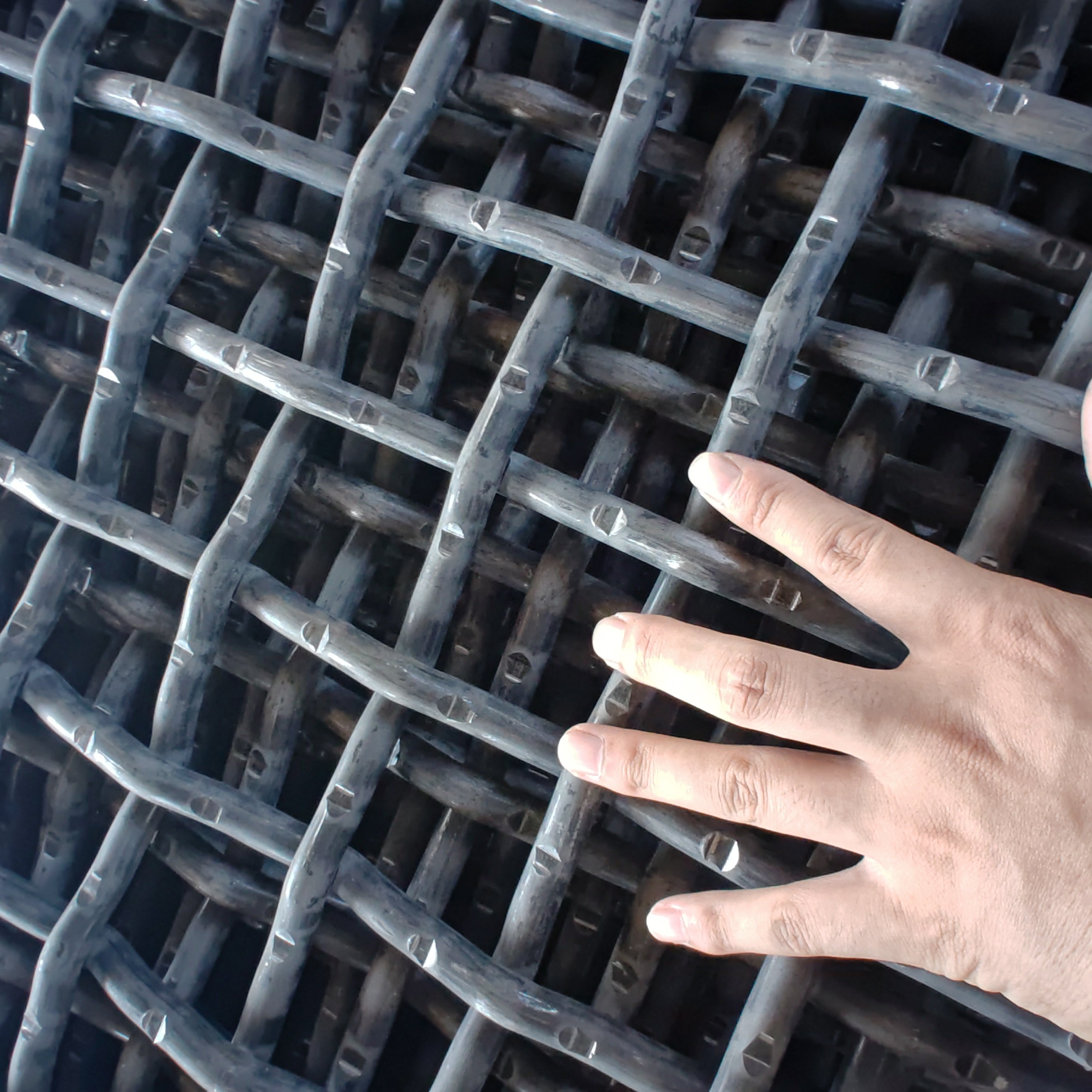 Vibrating Screen Mesh Stainless Steel Quarry Mining Screen Mesh Manganese Steel Crimped Wire Mesh Screen
