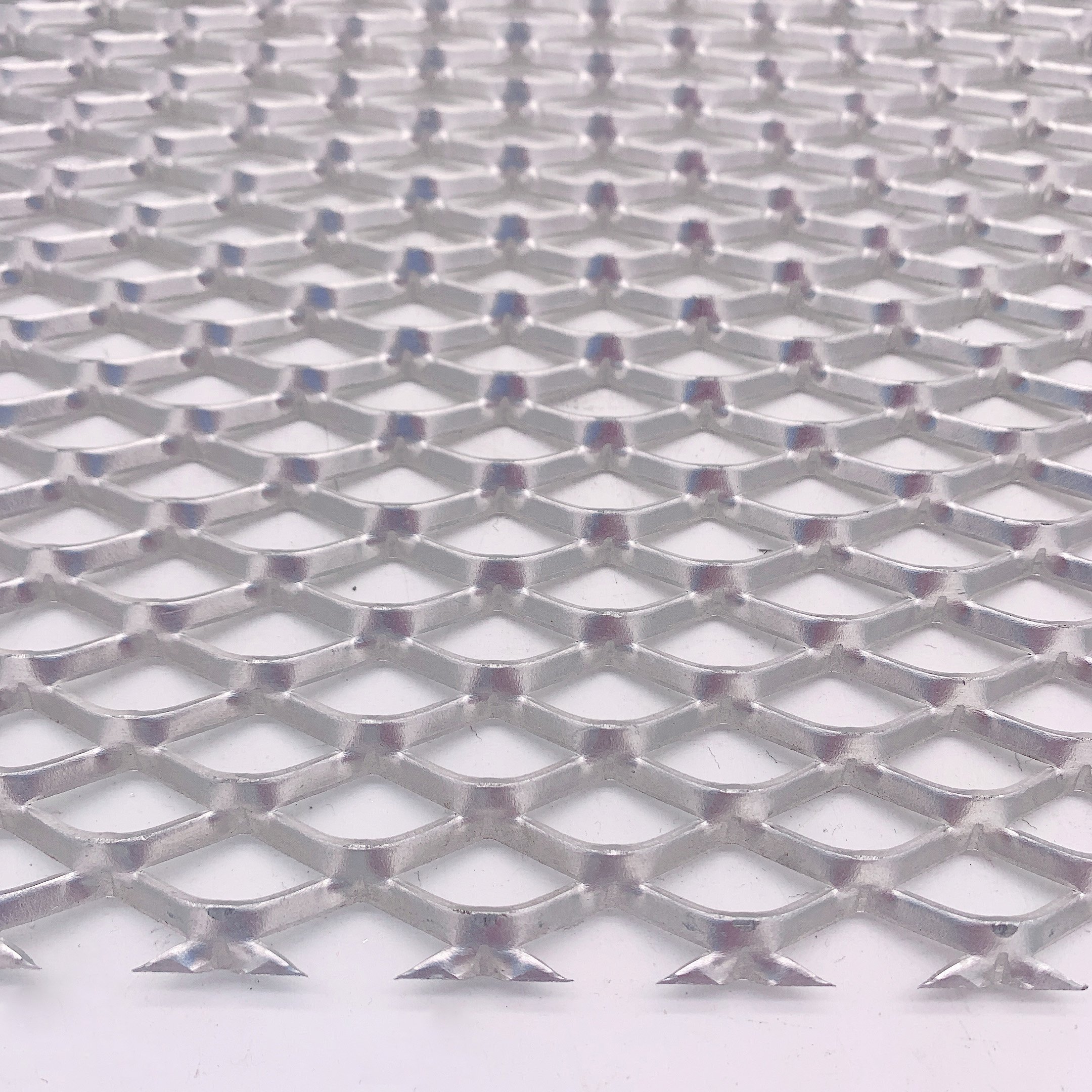 Expanded 4x8 0.2mm 1.5mm micro stainless steel perforated sheet for crafts Aluminum decorative mesh perforated mesh