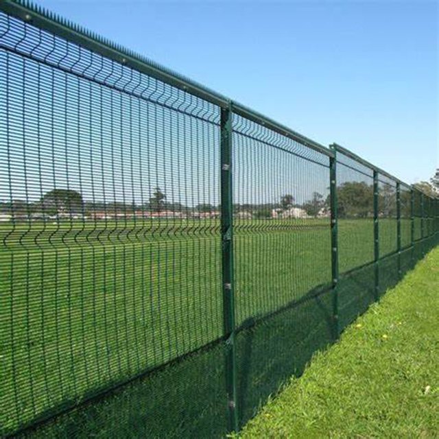 Factory Wholesale Anti-Climb 358 Security Fence Welded Steel Wire Mesh for Security Farm Prison Applications