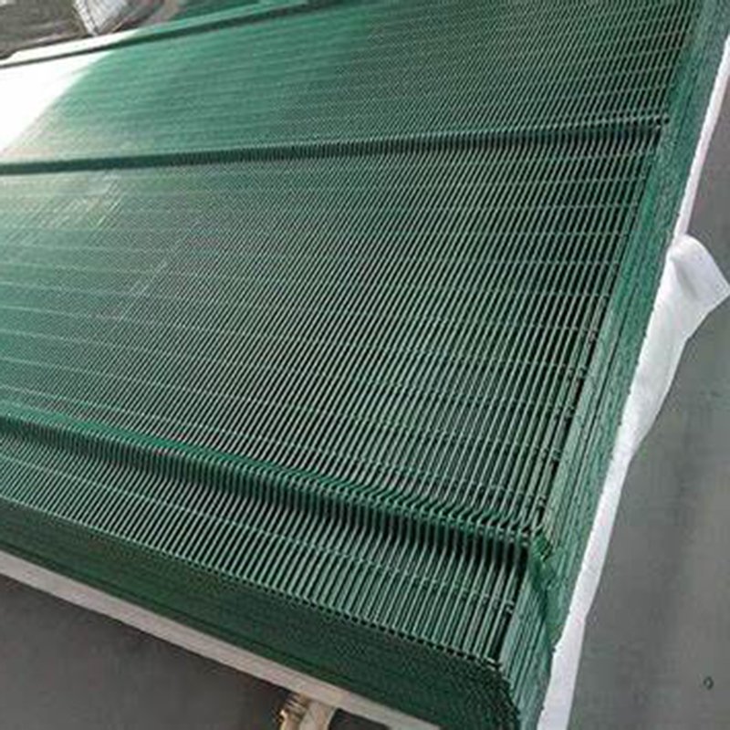 Factory Wholesale Anti-Climb 358 Security Fence Welded Steel Wire Mesh for Security Farm Prison Applications