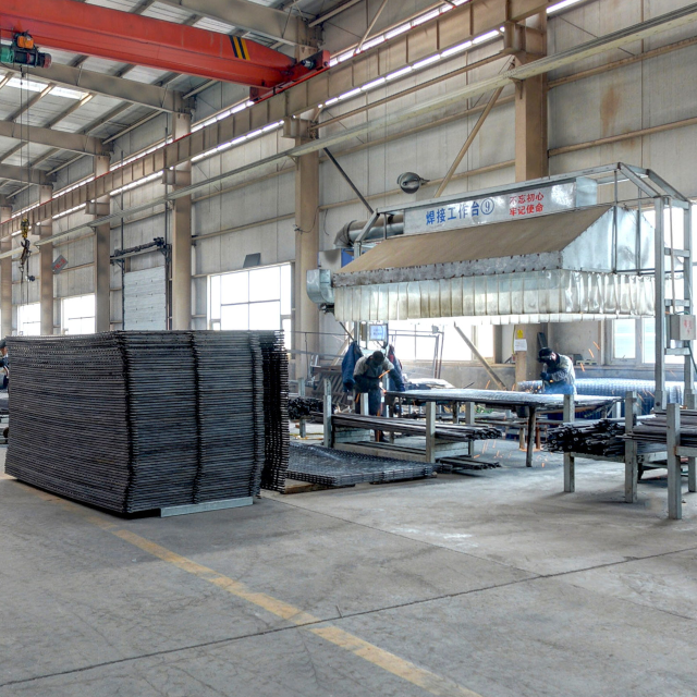 galvanized steel iron wire roll fencing barbed wire roll security farm barbed wire