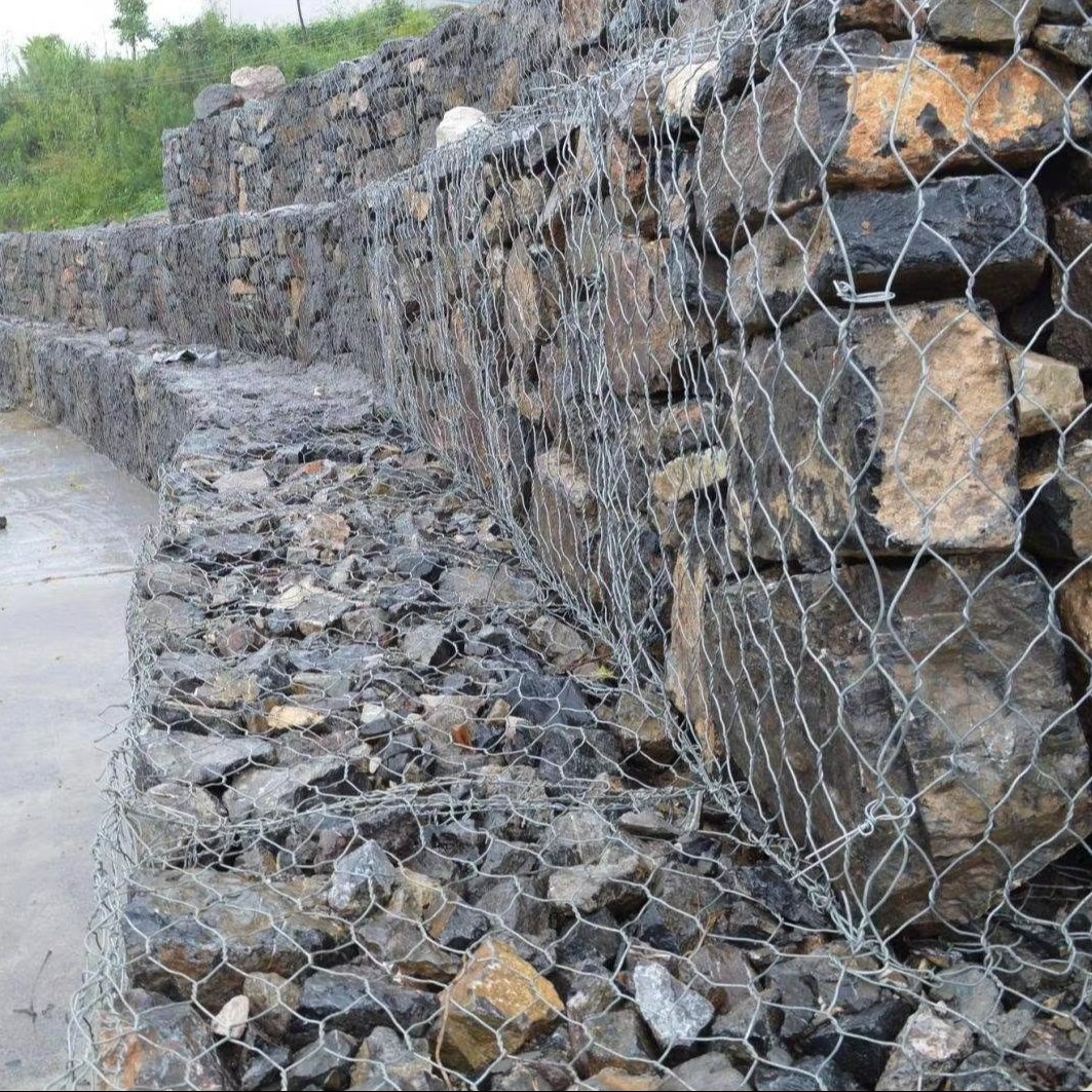 High Quality Weaving Mesh Gabion Rockfall Netting Galvanized Wire Mesh Gabion Renno River Mattresses Rolls with Factory Price