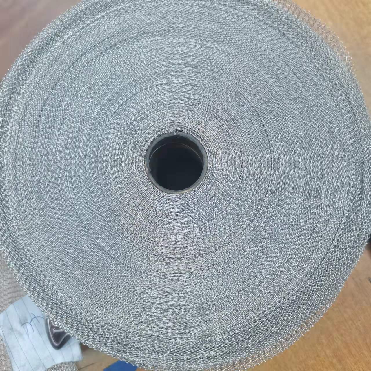 Hot sale knitted wire mesh for shielding OEM Stainless steel Wire mesh tubular sleeve Weaving knitted mesh 75MM
