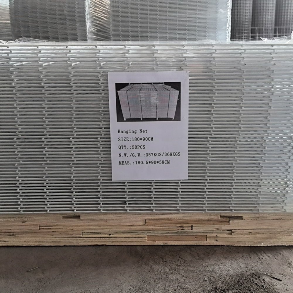 White Impregnated PVC Welded Wire Mesh Panel Steel Mesh with Spray Plastic Durable and Corrosion Resistant