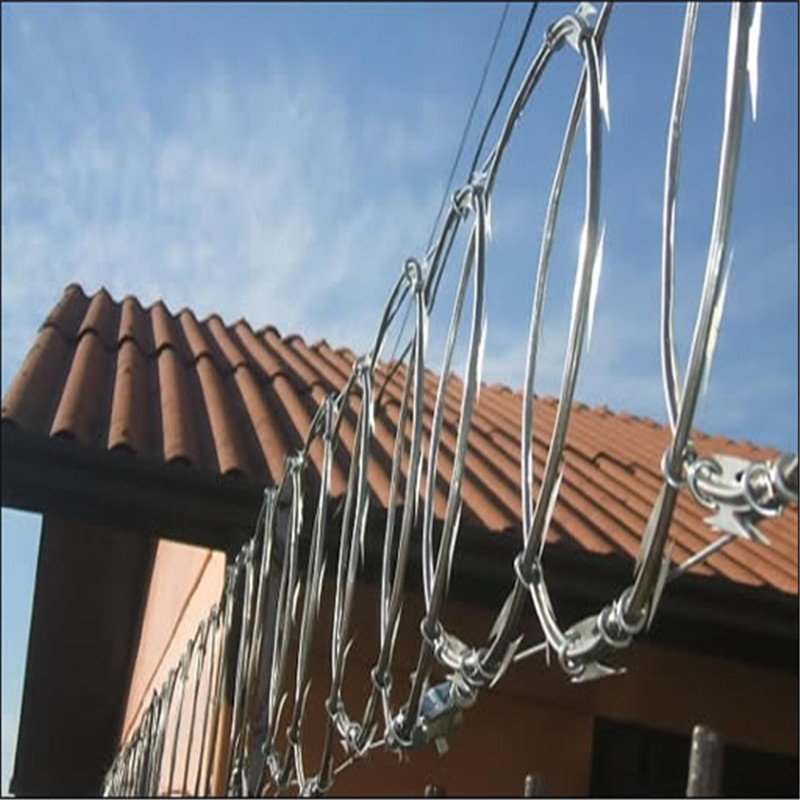 Electrified Concertina Wire Razor Wire Played High Security Protection