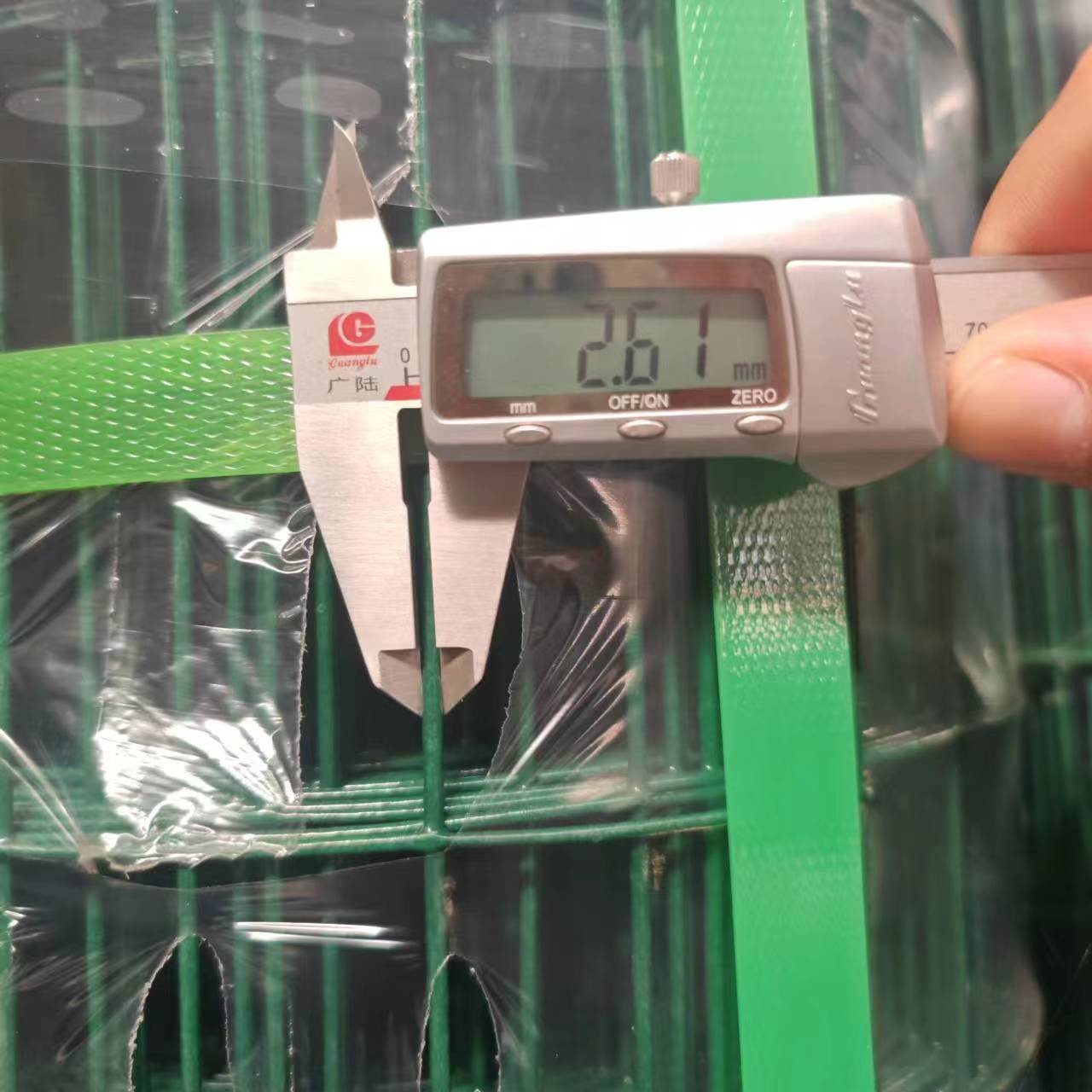 Factory High Quality 6 Gauge Green 24'' x 50' 1inch PVC Plastic Coated Welded Wire Mesh Roll