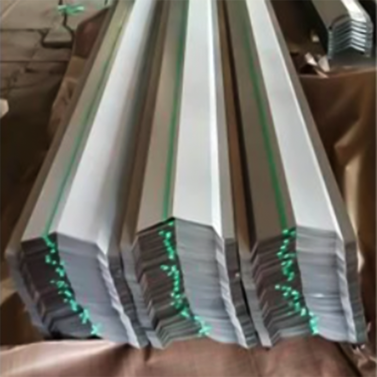 Top Quality Gi Galvanized Corrugated Steel Sheet Zinc Roofing Sheet Iron Roofing Sheet 04mm