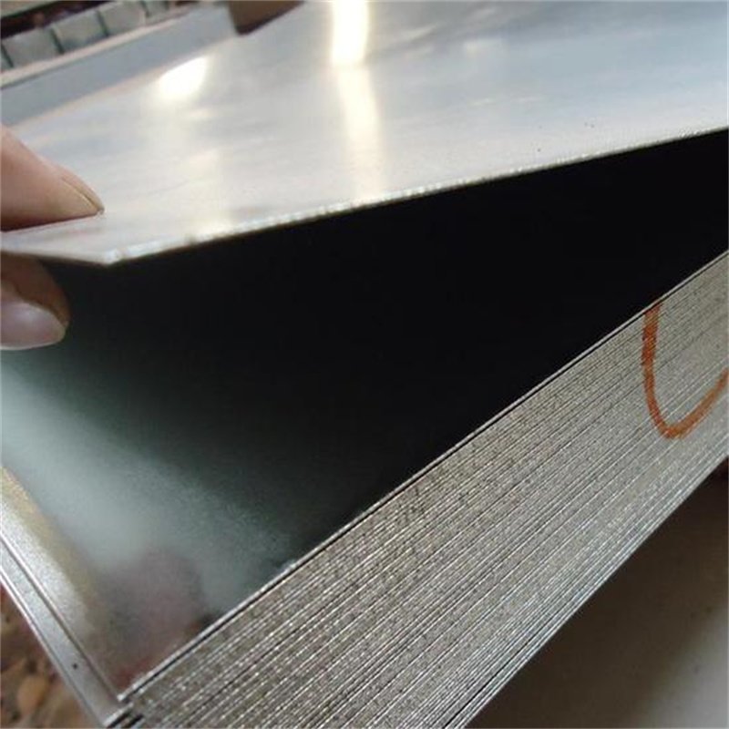 Z275 Wear Resistant Galvanized Steel Sheet Price Roof Tile Corrugated Steel Iron Zinc Roof Ceiling Sheets