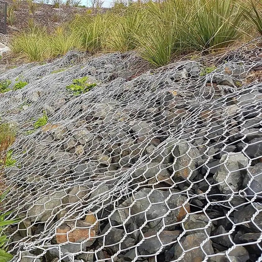 Factory Price Galvanized Metal Wire Woven Gabion Hexagonal Weaved Iron Wire Mesh