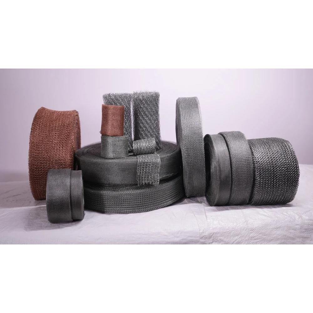 Tight Tolerances Wire Mesh Rolls Steel Wire Mesh with Smooth Edges Accessible at Reasonable Price for Export Selling
