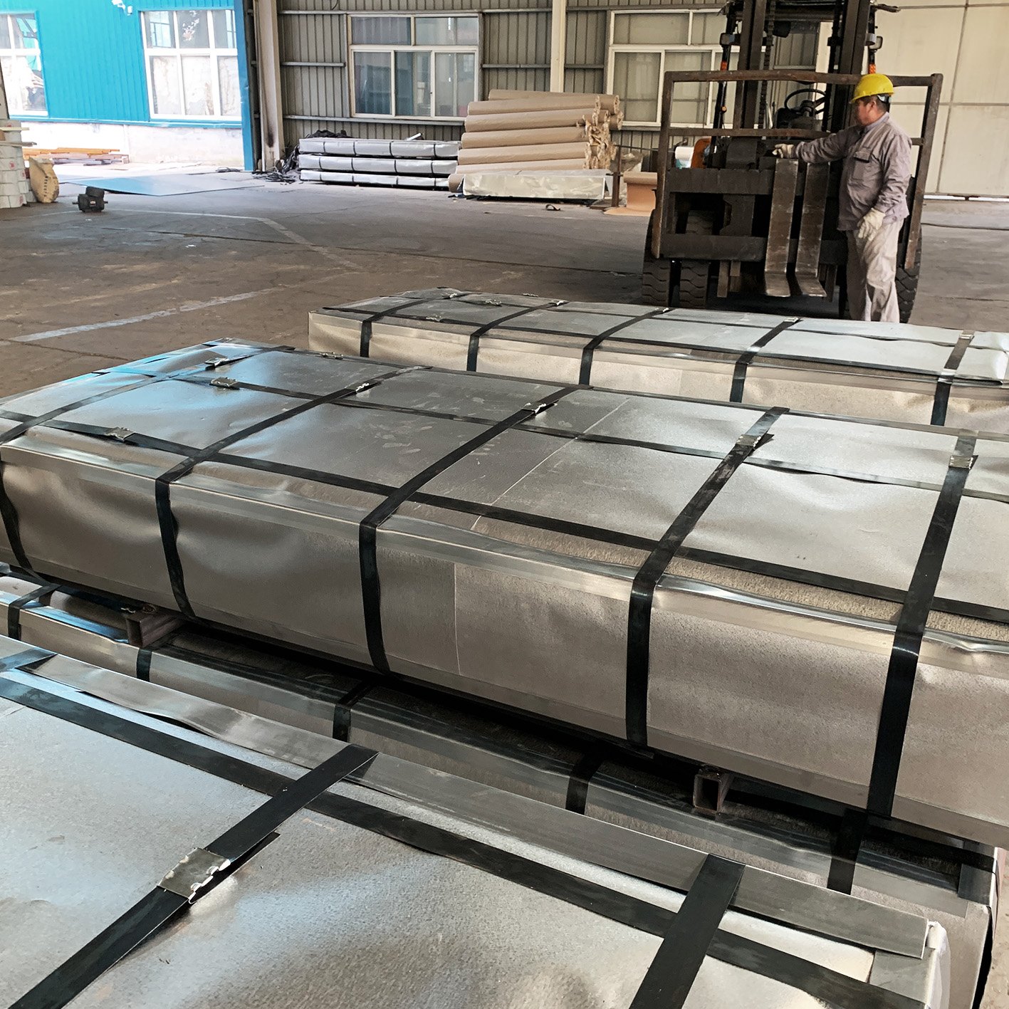 Roofing materials zinc coating Z30 Z40 4x8 feet corrugated roofing sheet Q195 Q235 roofing sheet