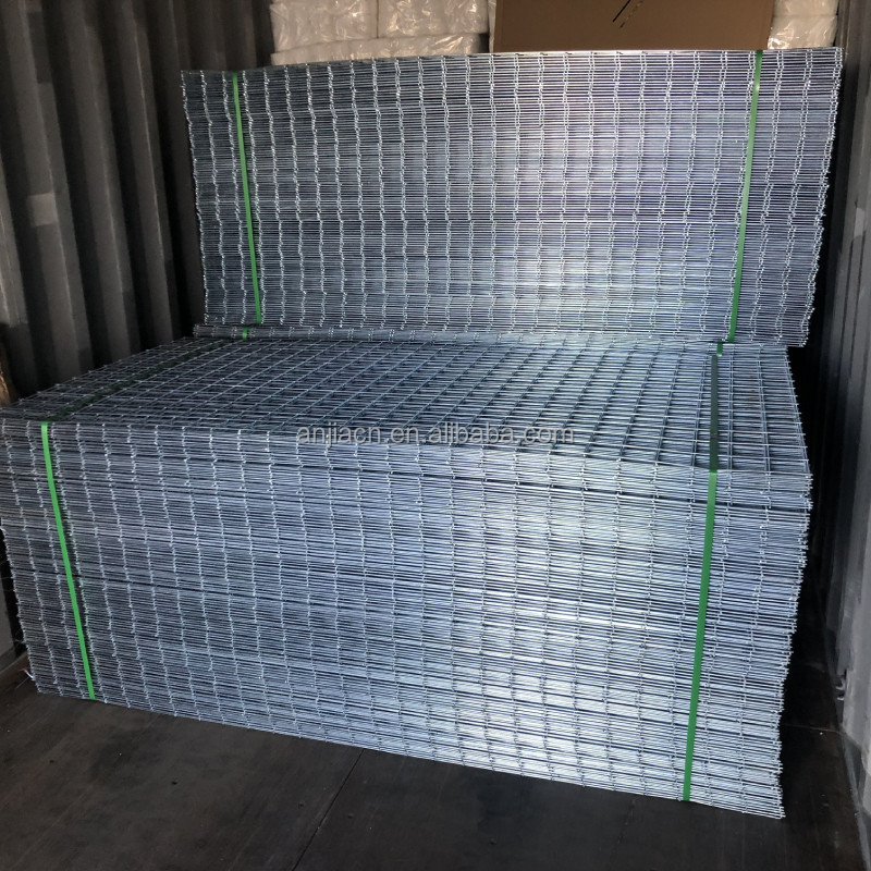 Factory direct sales good quality 1x1 / 2x2 hot dipped galvanized welded mesh panel