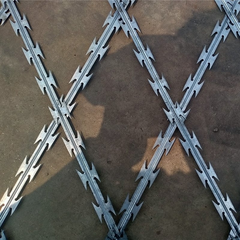 Powder coated welded mesh panel hot dipped galvanized Welded mesh panels razor mesh Security fencing