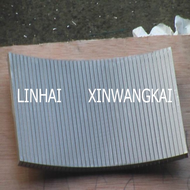 Salt perforated mesh HR 500 used in two stage pusher centrifuge machine