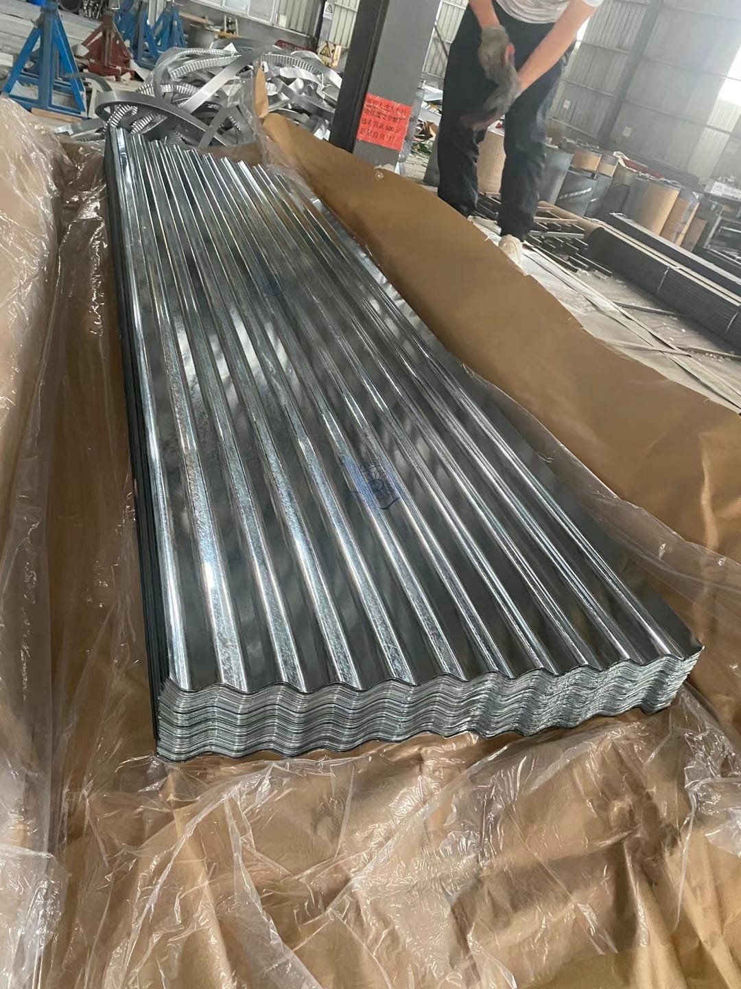 Good Price Heet Steel Roof Deck Panels For Roof System 0.7mm 1.2mm Galvanized Decking Roof Steel Sheet