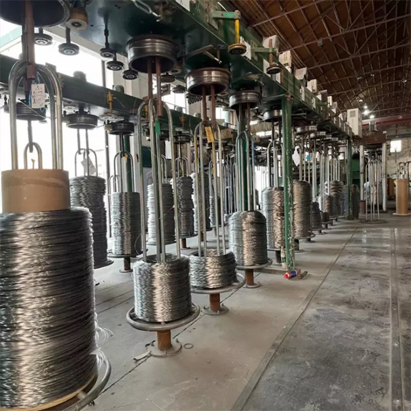 High-Quality Galvanized Farm Fence Steel Wire Mesh (1x1, 2x2, 4x4) & Advanced Wire Mesh Making Machines