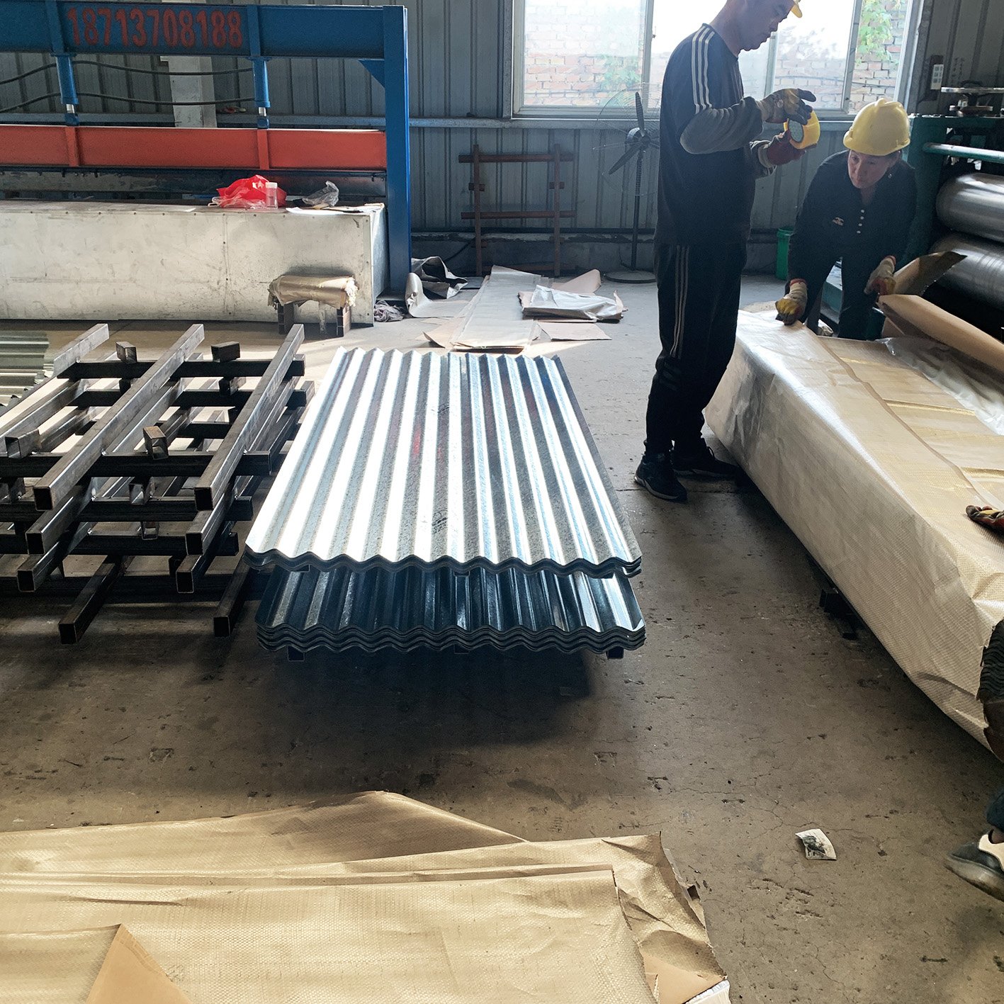 Aluzinc Corrugated Roof Tiles Convex Steel Prepainted Galvalume roofing Metal roof sheets 04mm 12ft price