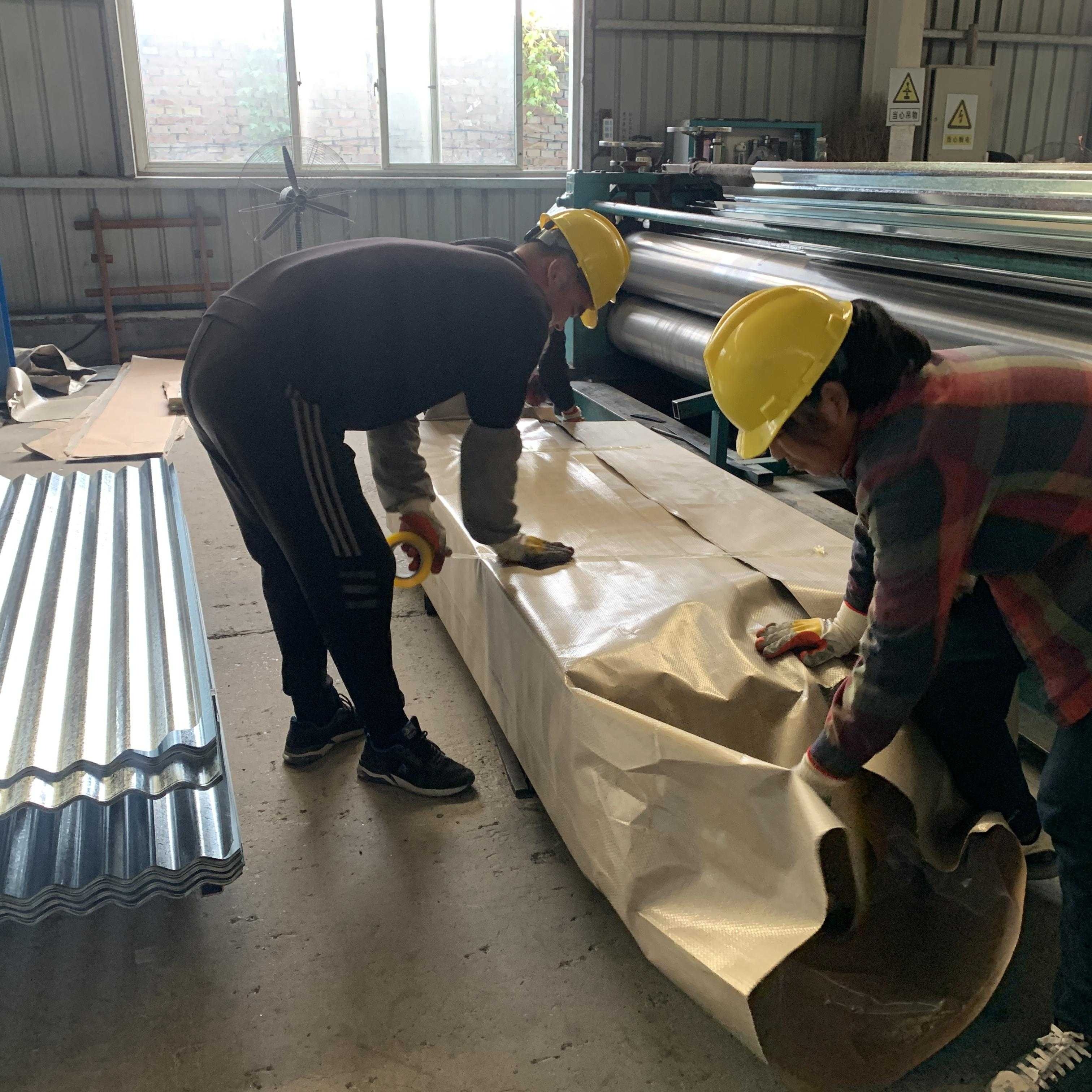 Aluzinc Corrugated Roof Tiles Convex Steel Prepainted Galvalume roofing Metal roof sheets 04mm 12ft price