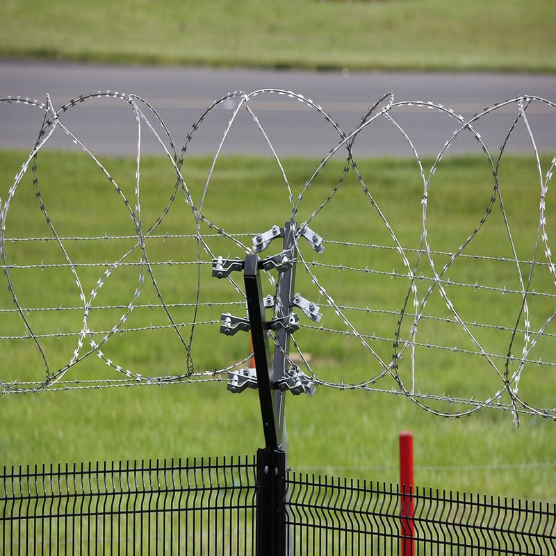 Heavy Duty Cross Barbed Wire Iron Turkey Welded mzp Snake Razor Wire Fencing Mesh Poles