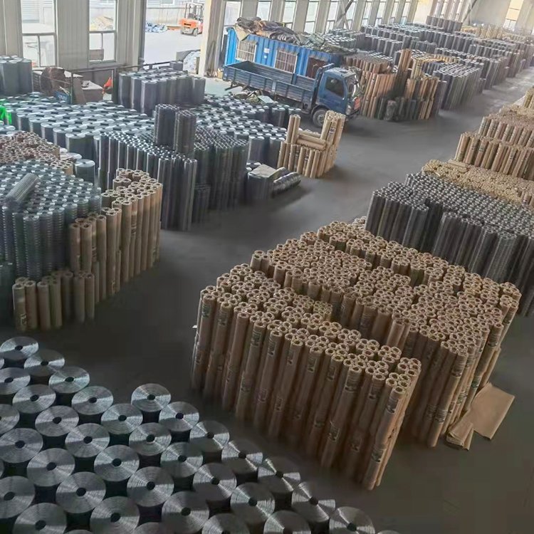 Hot Sale High High Quality Huaji 4x4 Stainless Steel Welded Wire Mesh