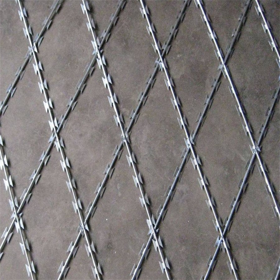 Wholesale security straight galvanized Razor blade flat concertina diamond welded welded razor barbed wire mesh fencing panel
