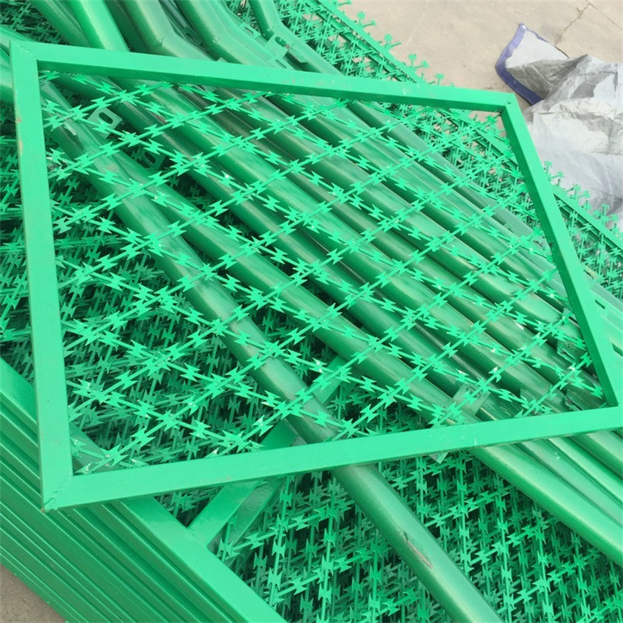 Wholesale security straight galvanized Razor blade flat concertina diamond welded welded razor barbed wire mesh fencing panel