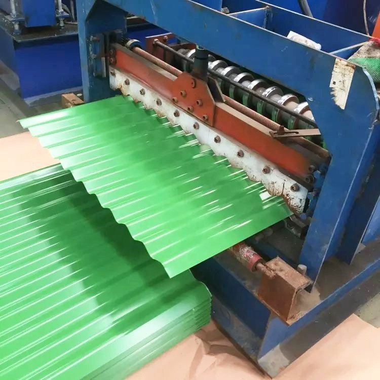 26 gauge green color coated prepainted cold rolled aluminium corrugated steel metal price per ton roofing sheet material