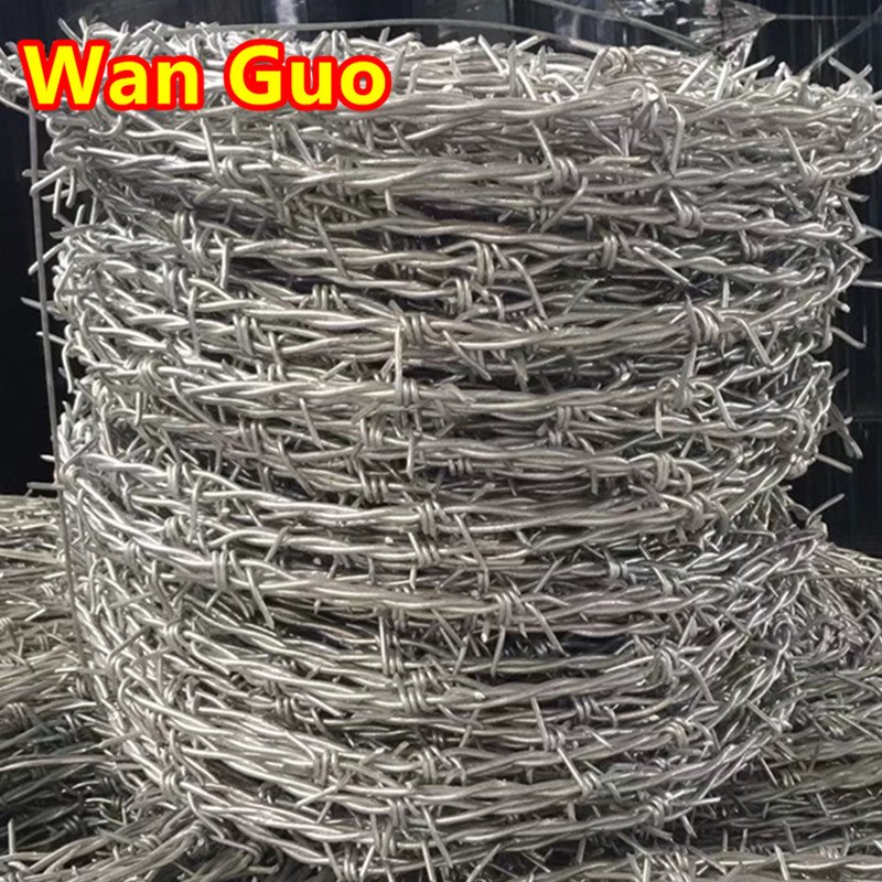High Quality Supplies 500m 12.5 Gauge Barb Wire Wire Mesh Fence Roll Galvanized Barbed Wire