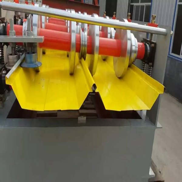Prepainted GI / PPGI / PPGL Color Coated Galvanized Steel Roofsheet with Protective Plastic 22 Gauge Galvanized Sheet