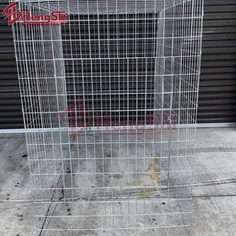 Safe temporary enclosure for chickens /Portable pen with front-opening door 5' x 5' x 40''