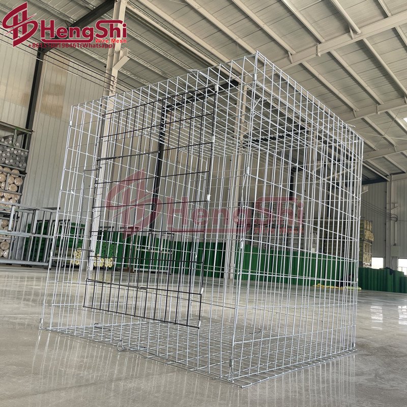 Safe temporary enclosure for chickens /Portable pen with front-opening door 5' x 5' x 40''
