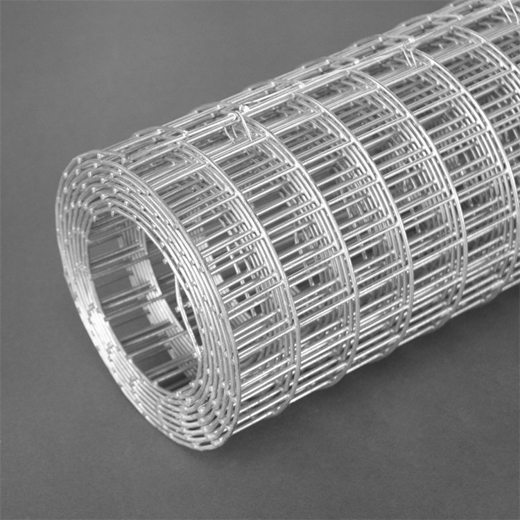 Rust proof galvanized welded wire mesh panel fencing welding iron wire net panel for animal cages