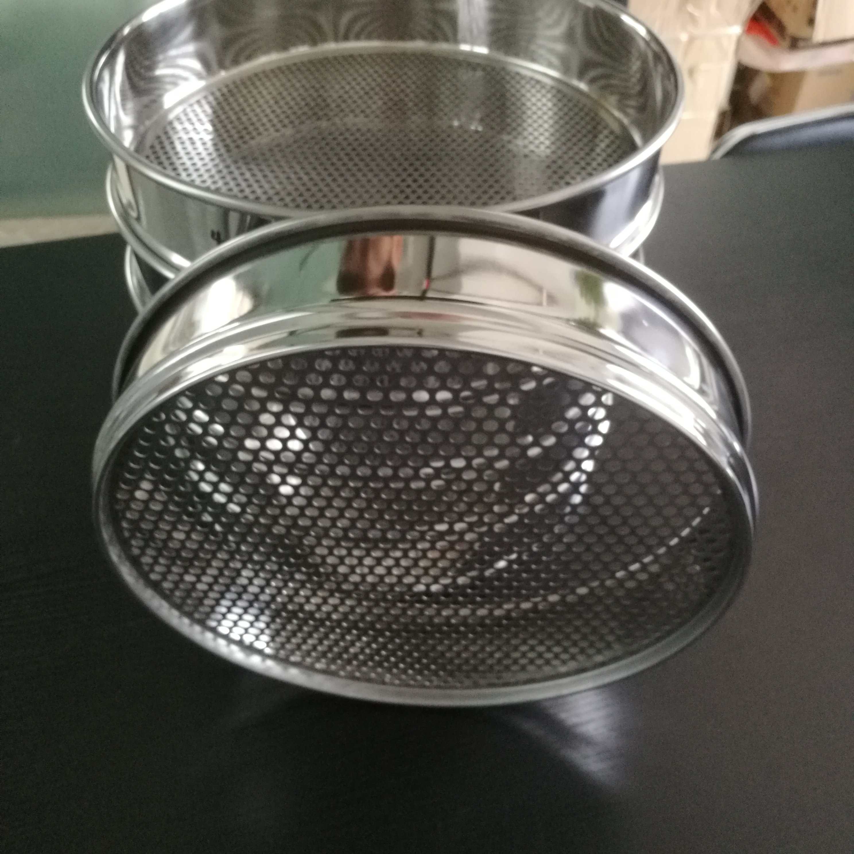 20 CM 30 CM Stainless Steel Perforated Plain Twill Weave Filter Mesh Test Sieve Screen