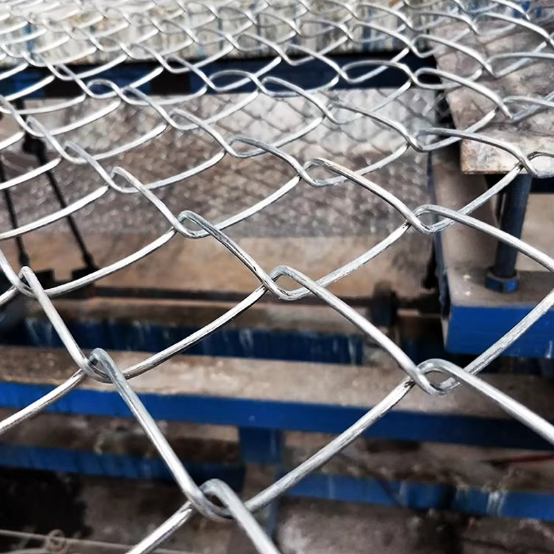 Crimped Galvanized Stainless Steel Wire Mesh Plain Weave Woven Welded Iron Barbecue Grill Gabion Mesh with Bending Service