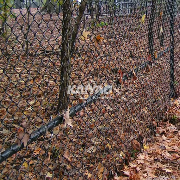 Factory-customized Hot-dip Galvanized PVC Coated Chain Link Fence for Gardens Hot-selling fence wire mesh chainlink fence