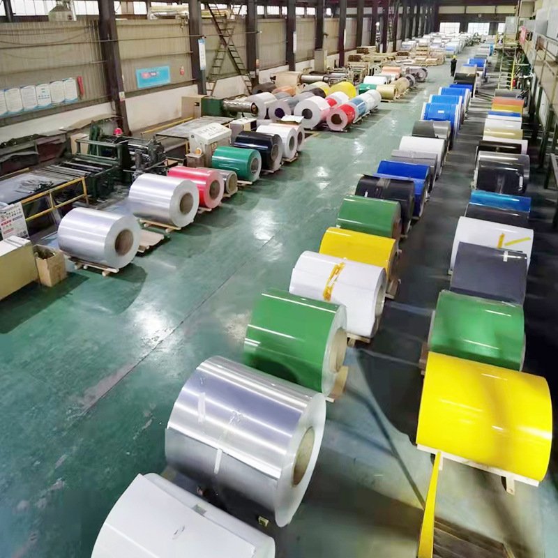Prepainted GI steel coil / PPGI / PPGL color coated galvanized corrugated metal roofing sheet in coil