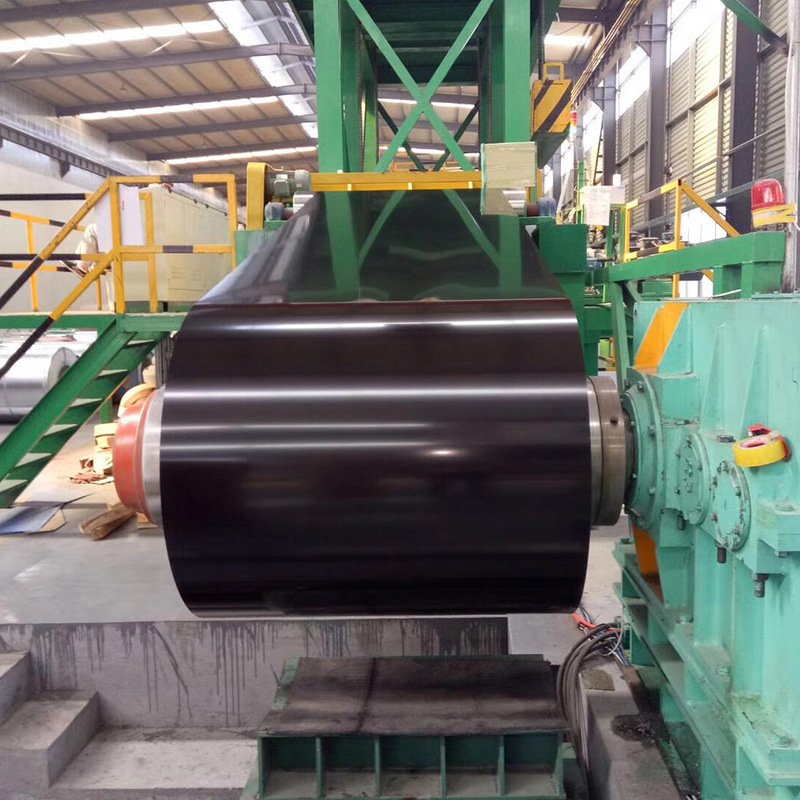 Prepainted GI steel coil / PPGI / PPGL color coated galvanized corrugated metal roofing sheet in coil